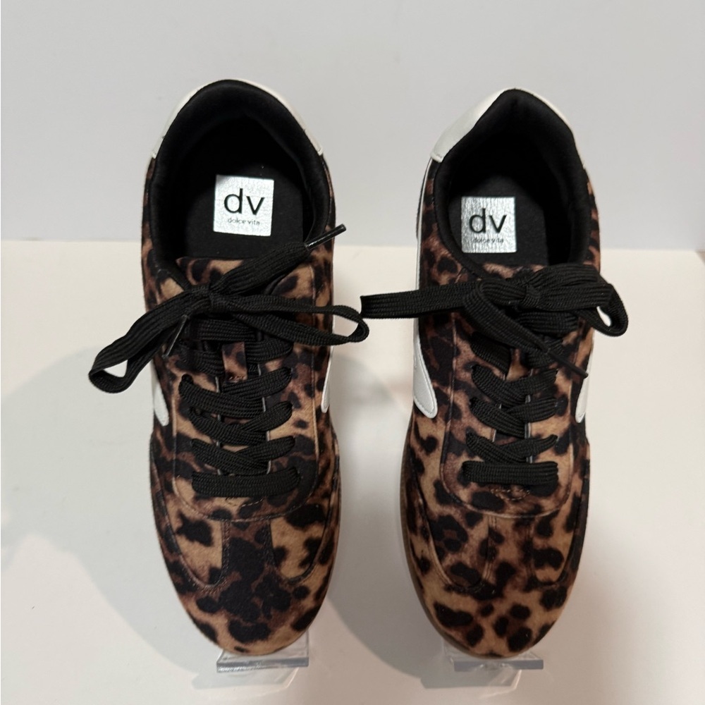 Dolce Vita Leopard Print Sneakers with Black Accents - Picture 4 of 10